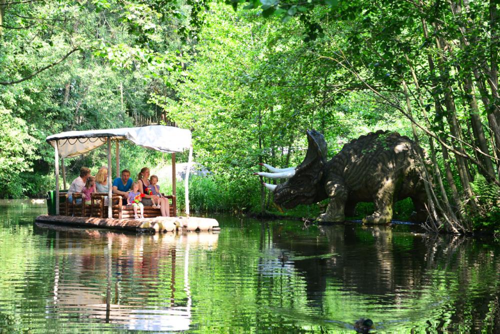 saurier_freizeitparkplohn.jpg